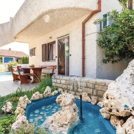 Apartment Fuer 2 Personen Ca 40 Qm In Banjole, Istrien Istrische Riviera Banjole